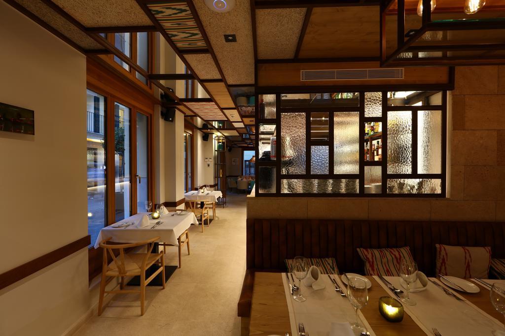 Bo Hotel Palma Екстериор снимка Interior of the restaurant